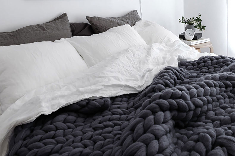 Knitted wool blanket