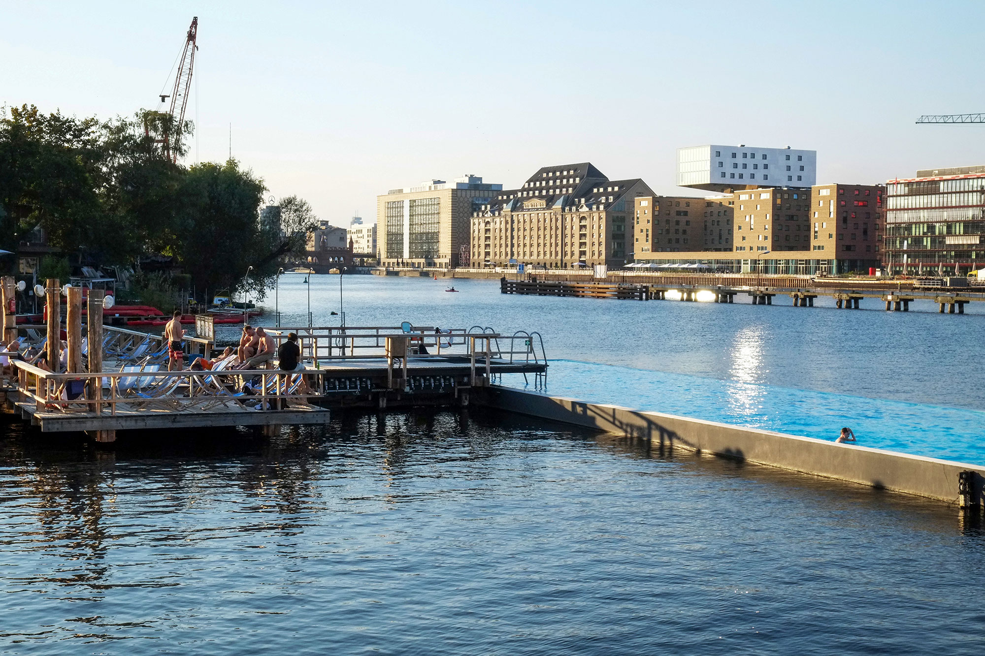 Berlin badeschiff